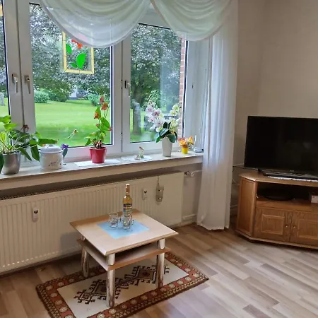 Apartment Mali Sued Voll Moebliert Urig Near Autobahn Ubahn Duisburg